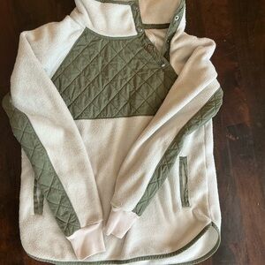 Abercrombie & Fitch Olive Quilted Jacket